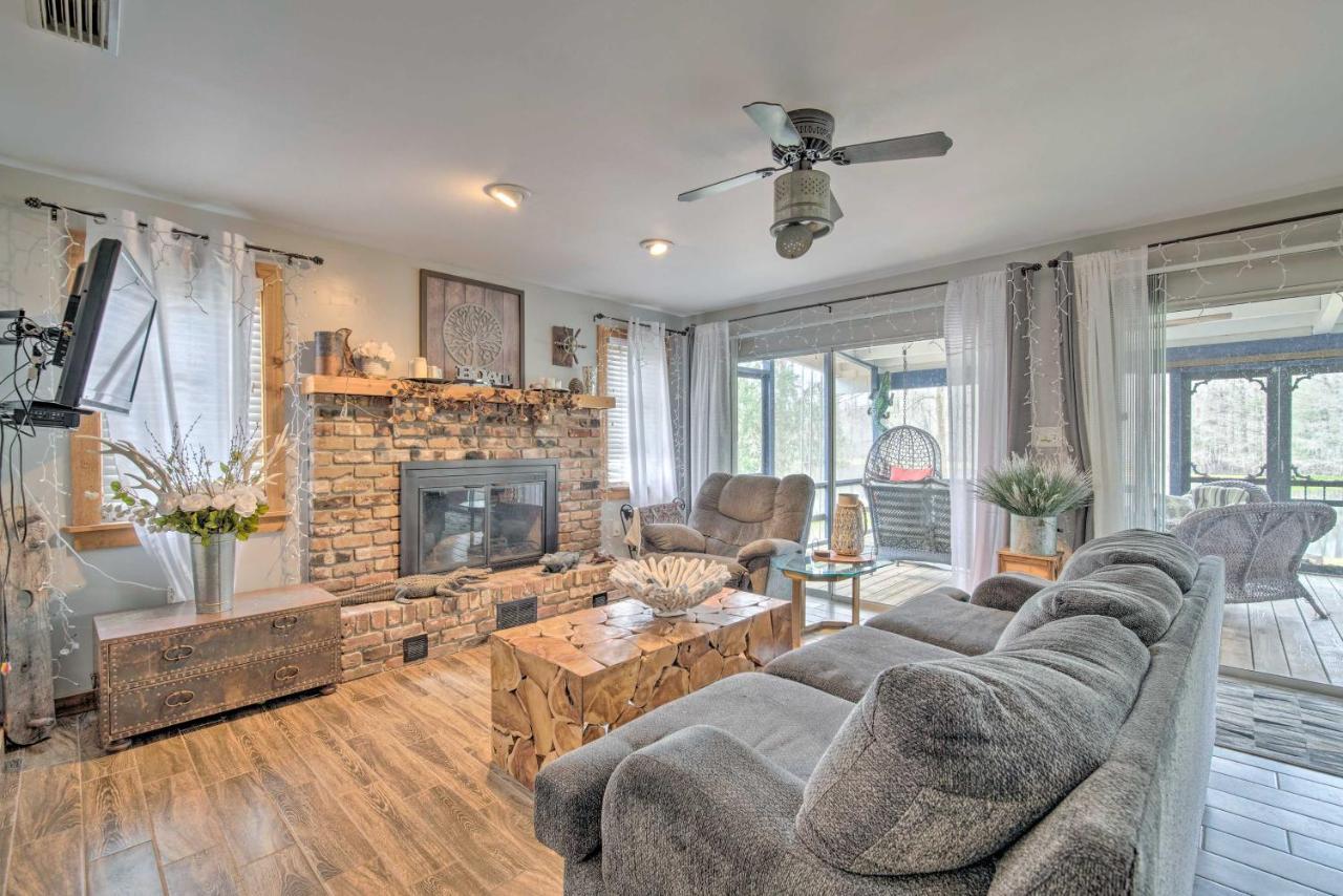 Unplugged Withlacoochee Riverfront Retreat! 布什奈尔 外观 照片